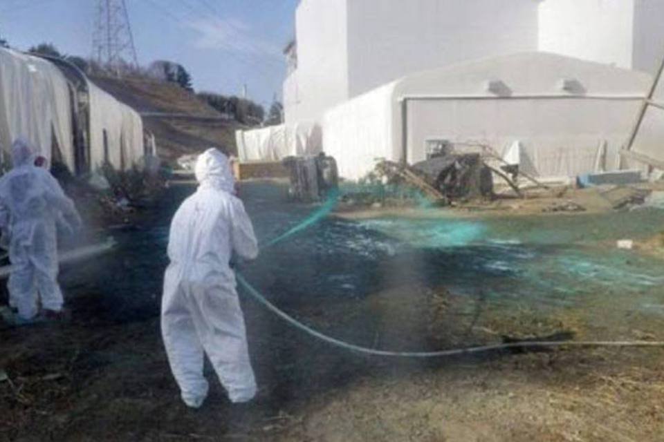 Oito trabalhadores em Fukushima superaram nível de radiação