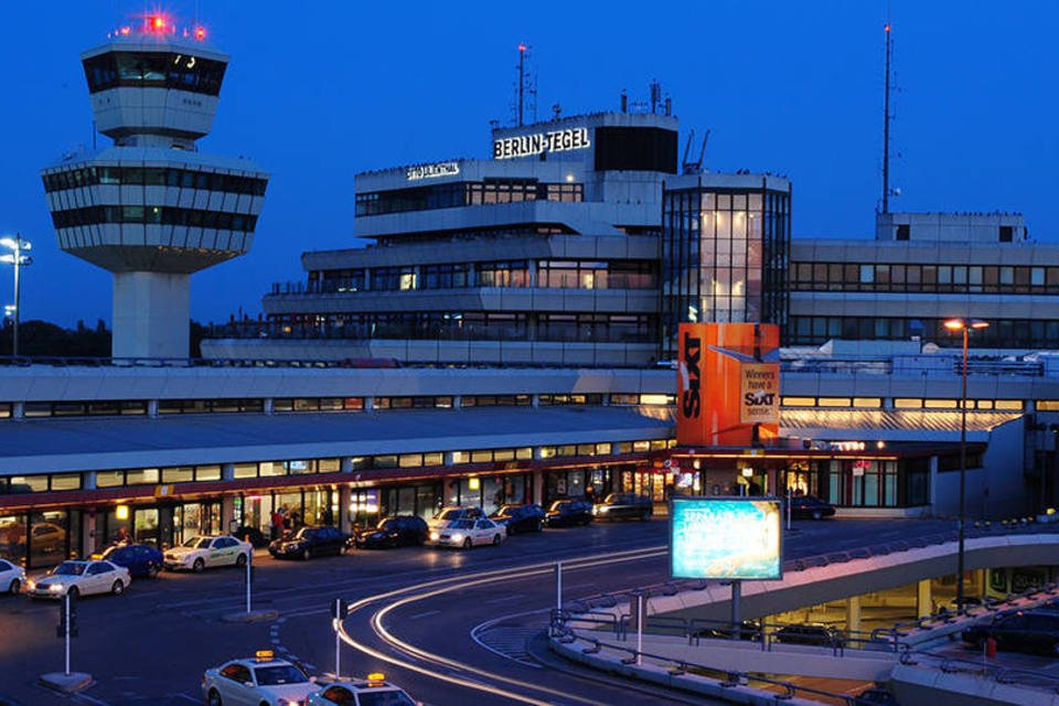 Funcionários fazem greve em dois aeroportos de Berlim nesta 4ª