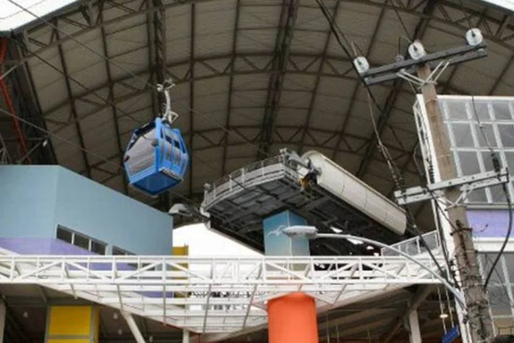 
	Telef&eacute;rico: usu&aacute;rios e turistas da Esta&ccedil;&atilde;o Bonsucesso do Telef&eacute;rico do Alem&atilde;o poder&atilde;o apreciar uma exposi&ccedil;&atilde;o em homenagem aos escritores Raul Pompeia e Alu&iacute;sio de Azevedo
 (Edezio Patriota Junior/Presidência da República)