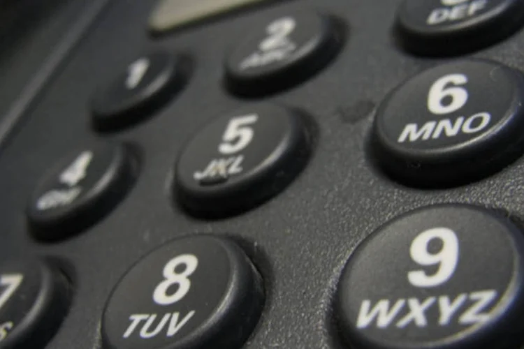 
	A empresa n&atilde;o cumpriu, segundo a Anatel, exig&ecirc;ncias do Plano Geral de Metas de Universaliza&ccedil;&atilde;o (PGMU) na presta&ccedil;&atilde;o de servi&ccedil;os de telefonia fixa
 (Wikimedia Commons / Garvid)