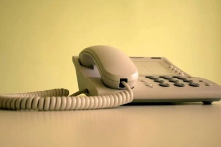 
	O n&uacute;mero de clientes da telefonia fixa deve crescer 2% em 2011: o uso da m&atilde;o de obra no mercado brasileiro aponta as tend&ecirc;ncias mais estruturais da economia do pa&iacute;s
 (Fran Gambín/Stock.xchng)