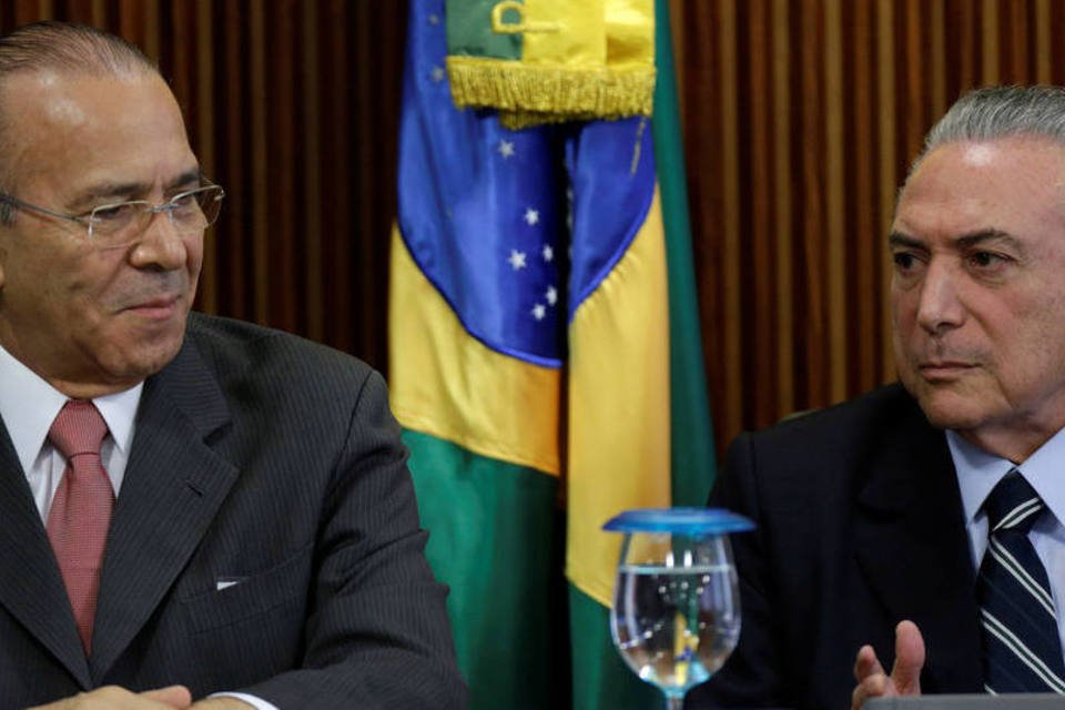 Eliseu Padilha defende ministro interino do Planejamento