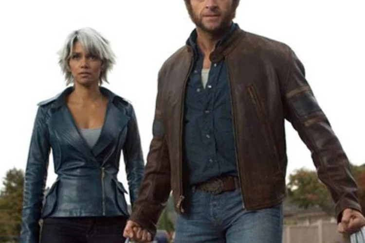 
	Tempestade (Halle Berry) e Wolverine (Hugh Jackman) em X-Men: O Confronto Final
 (Divulgação)