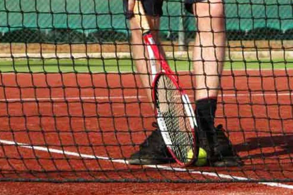 7 exercícios para evitar lesões jogando tênis