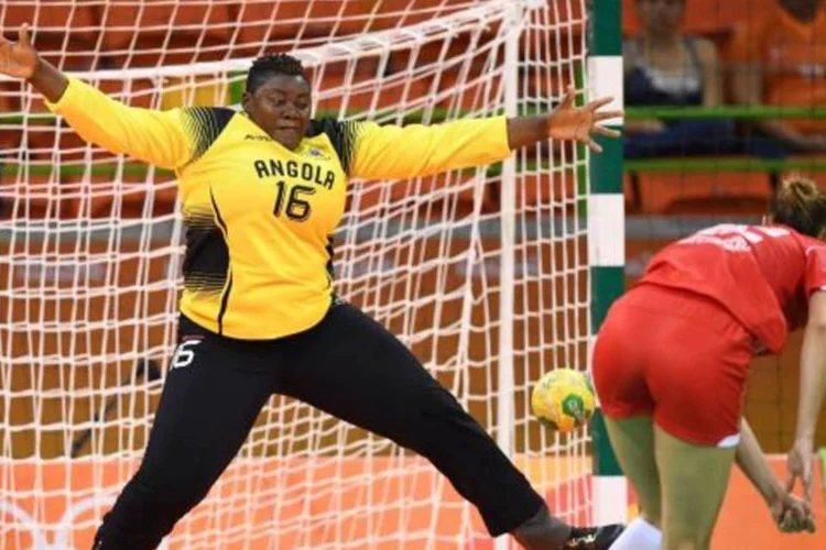 Teresa Almeida: 'ahhhhhhhhh, a Bá é melhor que Neymaaaarrrr', foi o coro dos torcedores na arena do handebol (Eric Feferberg/Getty Images)