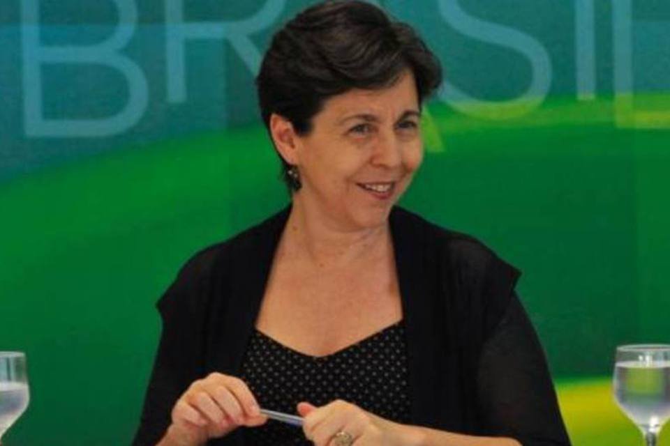 Bolsa Família está sendo pago em dia, garante ministra