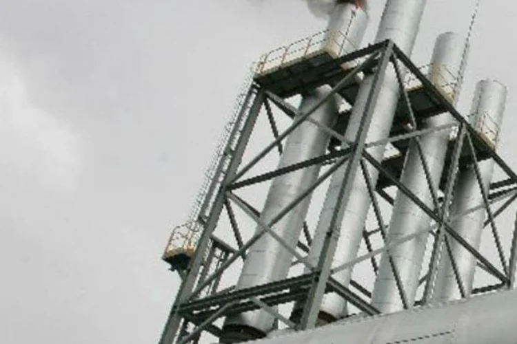 
	Usina termel&eacute;trica: no ano passado, consumo de energia das termel&eacute;tricas exigiu gastos adicionais de R$ 9,5 bilh&otilde;es, e neste ano, car&ecirc;ncia dessa alternativa ser&aacute; maior
 (Ricardo Stuckert/PR)