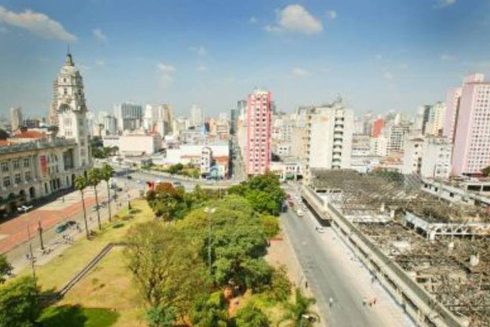 Demolição de antiga rodoviária recomeça na Luz, em SP