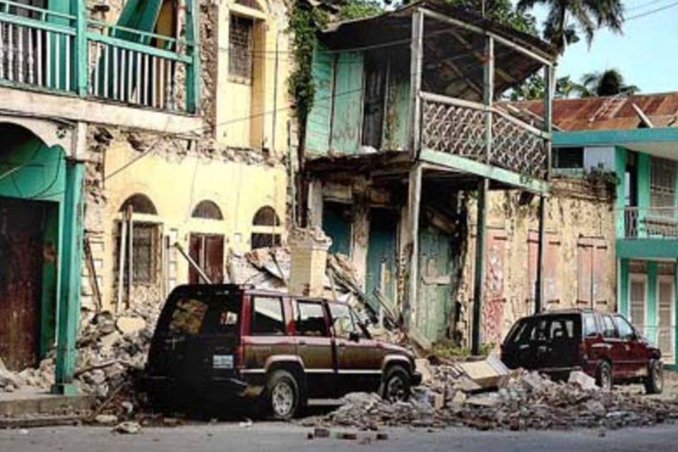 Haitianos lembram terremoto que devastou capital há 5 anos