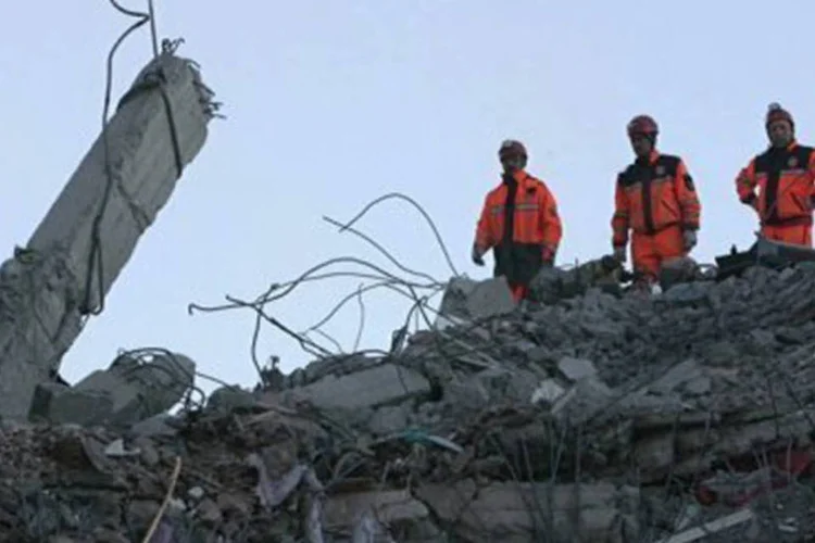 No dia 23 de outubro, um tremor na mesma região matou mais de 600 pessoas e provocou muitos danos materiais (Adem Altan/AFP)