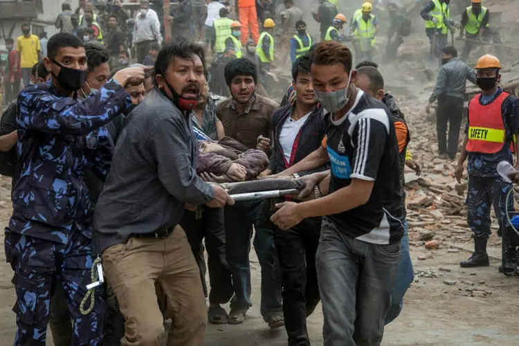 Pânico no Nepal (Getty Images)