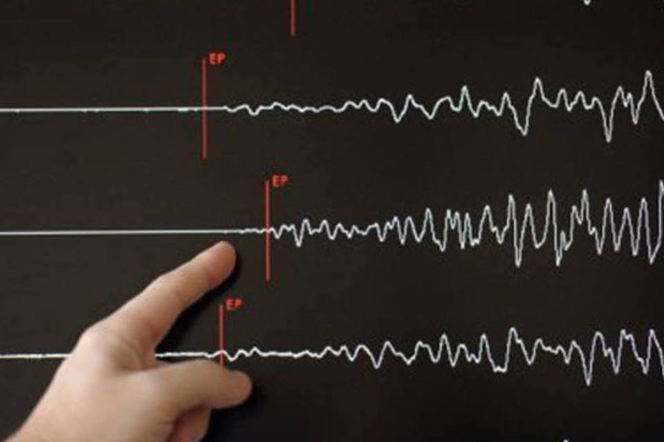 Terremoto de magnitude 6,1 atinge leste da Indonésia