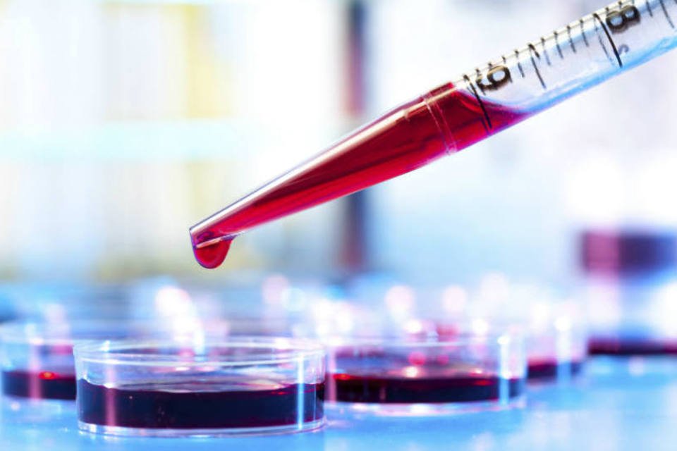 Laboratórios anunciam 1º teste triplo contra vírus