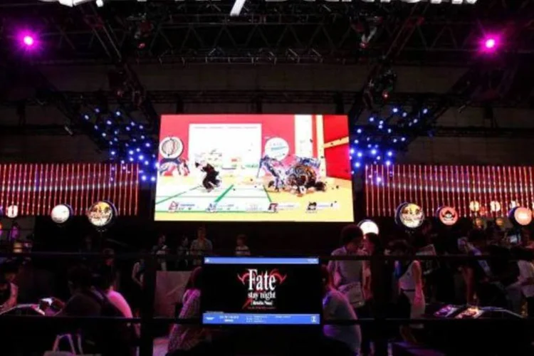 
	Novo console ter&aacute; uma interface reformulada e permitir&aacute; que os usu&aacute;rios joguem videogames hospedados em servidores, e que o fa&ccedil;am enquanto baixam outros jogos ou compartilham v&iacute;deos
 (Toru Hanai/Reuters)