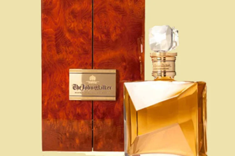 The John Walker: linha exclusiva da marca, que agora foca no Dia dos Pais, é pérola das recentes pop-up stores e custa R$12,5 mil (Reprodução)