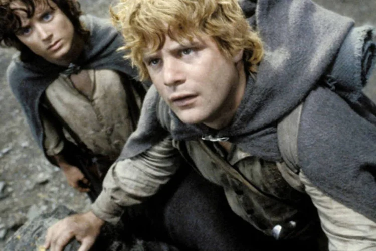 
	Cena do filme O Senhor dos An&eacute;is:&nbsp;Condado, terra de Bilbo, Frodo, Sam e de outros hobbits, teria clima leve e temperado muito similar com o do centro-oeste da Inglaterra
 (Reprodução)