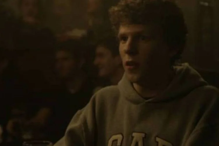 No filme, Mark Zuckerberg é interpretado pelo ator Jesse Einsenberg (.)