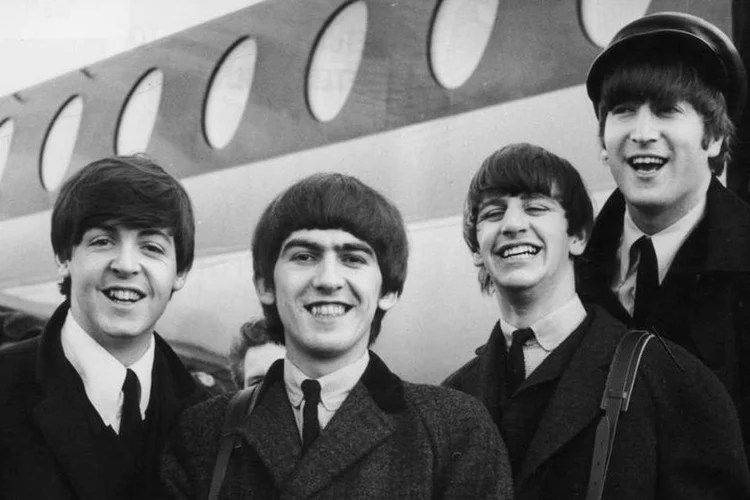 
	The Beatles: a banda inglesa inspirou a m&uacute;sica Daddy&#39;s Car
 (Evening Standard/Getty Images)