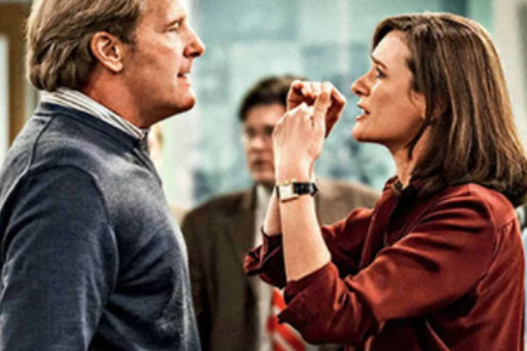 
	The Newsroom: s&eacute;rie integra acontecimentos atuais da vida real e quest&otilde;es pol&iacute;ticas em suas hist&oacute;rias de uma equipe de reportagem de uma TV fict&iacute;cia
 (Divulgação)