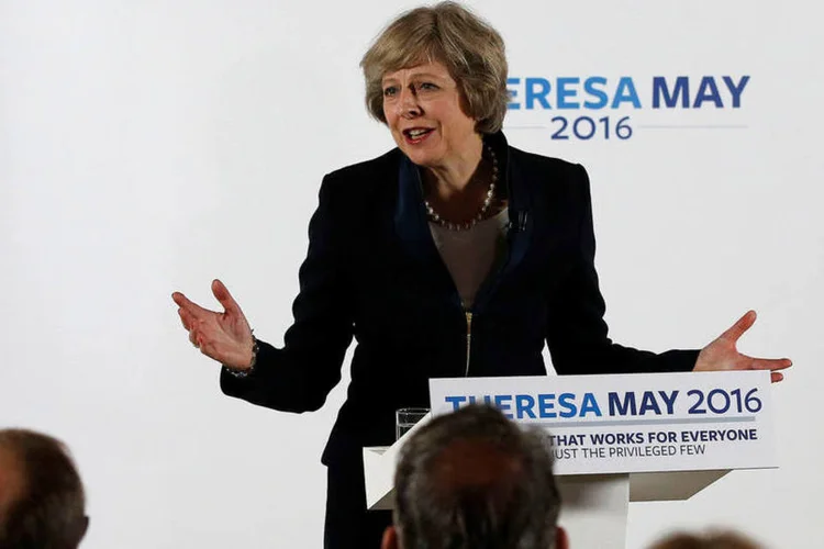 
	Theresa May: &quot;certamente, a Irlanda do Norte ter&aacute; uma fronteira com a Rep&uacute;blica da Irlanda, que seguir&aacute; sendo membro da UE&quot;
 (Andrew Yates / Reuters)