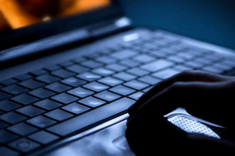 Pornografia infantil: os arquivos foram compartilhados entre usuários de internet em Jales (ThinkStock/Thinkstock)