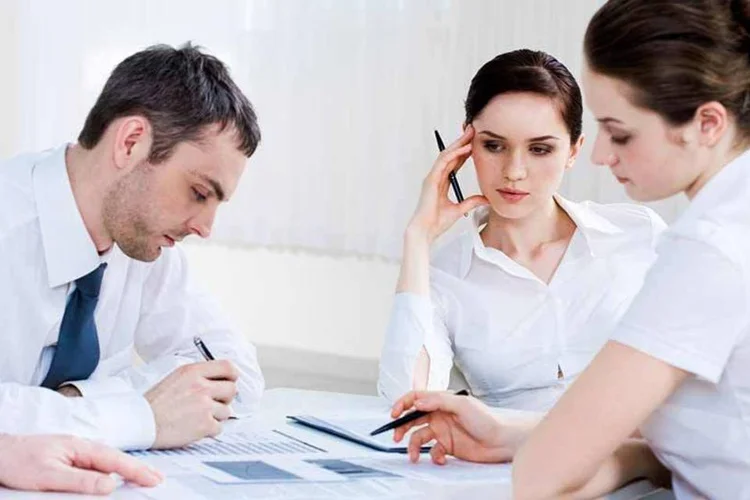 
	Reuni&atilde;o em empresa: os microempreendedores individuais (MEI) tiveram alta anual de 14,8% na abertura de empresas em janeiro
 (Thinkstock)