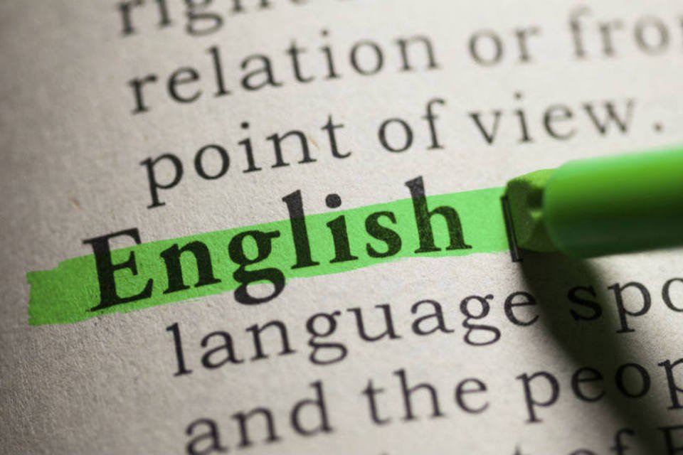 "Inglês intermediário" no currículo é colocado à prova