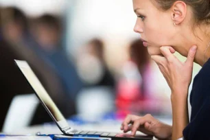 Imagem referente à matéria: Este é o novo Excel? Conheça o Julius, ferramenta de IA que está bombando fora do Brasil