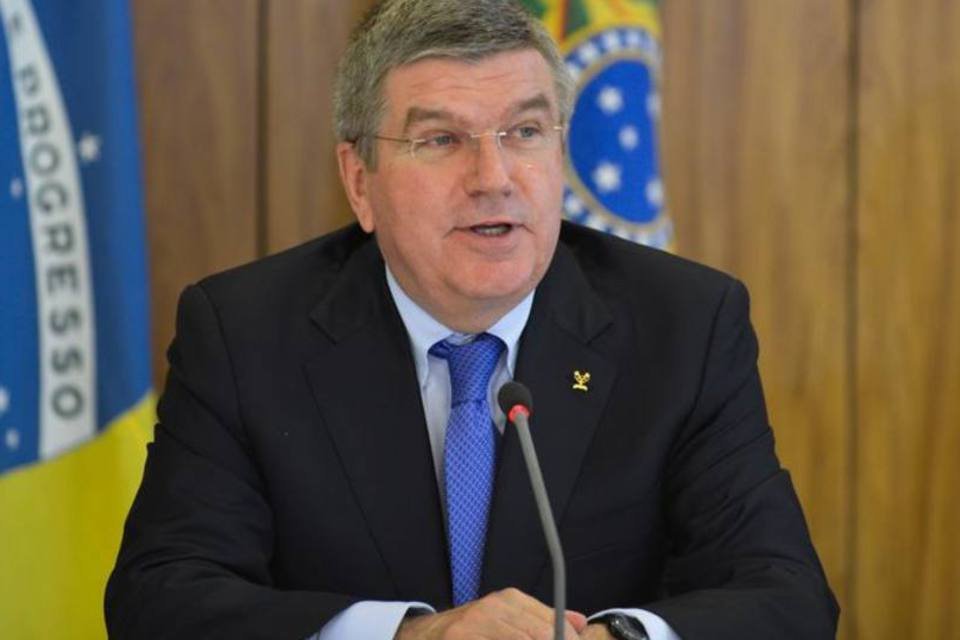 Presidente do COI minimiza instabilidade política no Brasil
