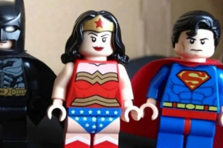
	Bonecos de Lego no filme Uma Aventura Lego: o longa estreia nos cinemas brasileiros no dia 28 de fevereiro de 2014
 (Divulgação)
