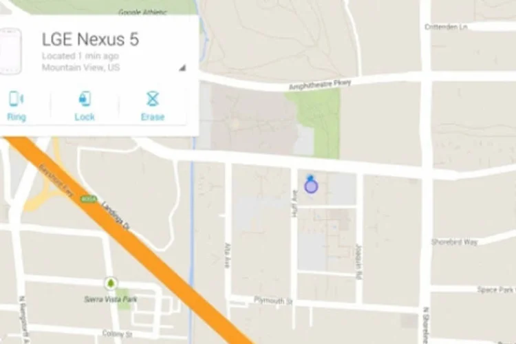 "Gerenciador de dispositivos Android": funcionamento é similar ao do Find My Phone, oferecido de forma nativa nos iPhones e iPads pela Apple (Reprodução)