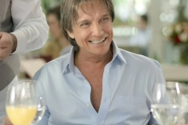 
	Roberto Carlos em comercial da Friboi: uma das gafes do ano
 (Friboi/Divulgacao)