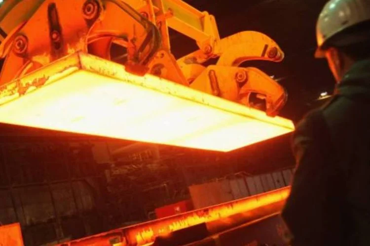 
	ThyssenKrupp: grupo alem&atilde;o v&ecirc; necessidade de nova melhora no lucro operacional, diz jornal
 (Sean Gallup/Getty Images)