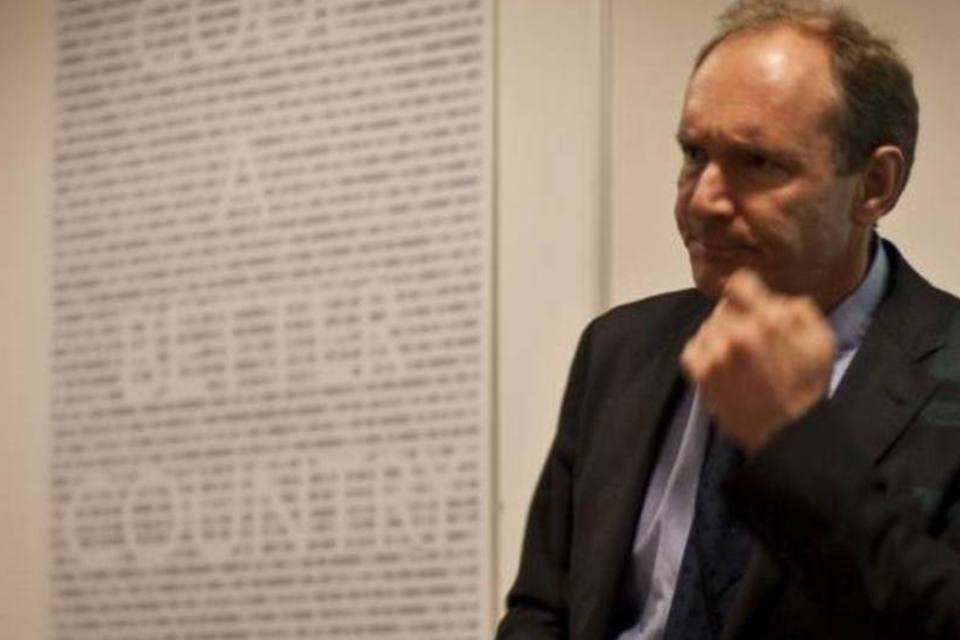 
	Tim Berners-Lee: cientista viu o trabalho de Lee e criou o primeiro servidor americano
 (Paul Clarke/Wikimedia Commons)