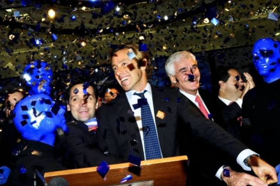 Blue Man Group invade a BM&FBovespa em adesão da Tim ao Novo Mercado