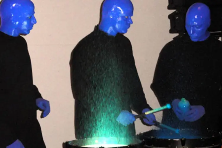 
	Blue Man Group fazendo propaganda para a TIM no Brasil
 (Marcel Salim/EXAME.com)