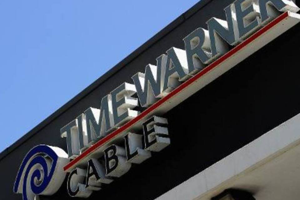 Charter faz oferta de compra à Time Warner Cable