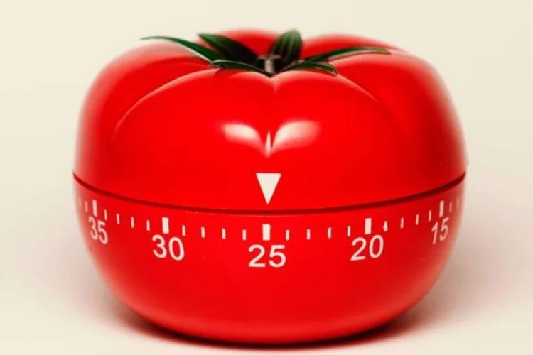 
	Timer: a base desse m&eacute;todo &eacute;, basicamente, dividir o trabalho em blocos, dedicando um per&iacute;odo espec&iacute;fico para cada atividade
 (Alessandro Zocc/Thinkstock)