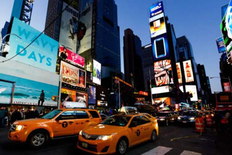 
	Times Square, em NY: ap&oacute;s os ataques de Paris no dia 13 de novembro, o grupo Estado Isl&acirc;mico divulgou imagens da Times Square
 (ThinkStock/Thinkstock)