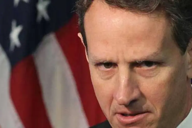 Timothy Geithner: "o Congresso votará evidentemente o aumento do teto da dívida a tempo" (Mark Wilson/Getty Images)