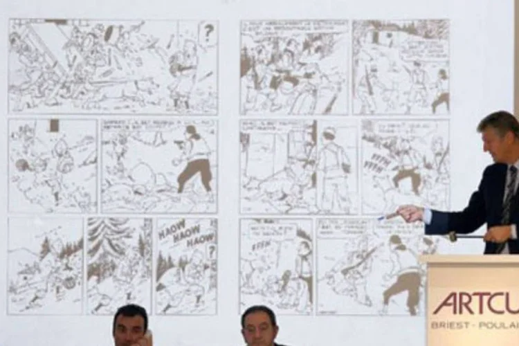 A prancha dupla em tinta chinesa desenhada nos anos 30 pelo cartunista belga Hergé, criador do célebre personagem Tintim, para o livro ´O Cetro de Otokar´ (.)