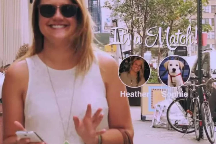  "Um cachorrinho em busca de amor": campanha tem objetivo de alcançar 10 mi de usuários do app (Reprodução/YouTube/Puppy Love)