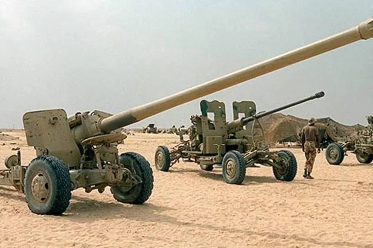 
	Ex&eacute;rcito iraquiano: o avan&ccedil;o do EI exp&ocirc;s as falhas do Ex&eacute;rcito iraquiano e as limita&ccedil;&otilde;es dos ataques a&eacute;reos norte-americanos
 (Lance Lanham / US Army / Wikimedia Commons)