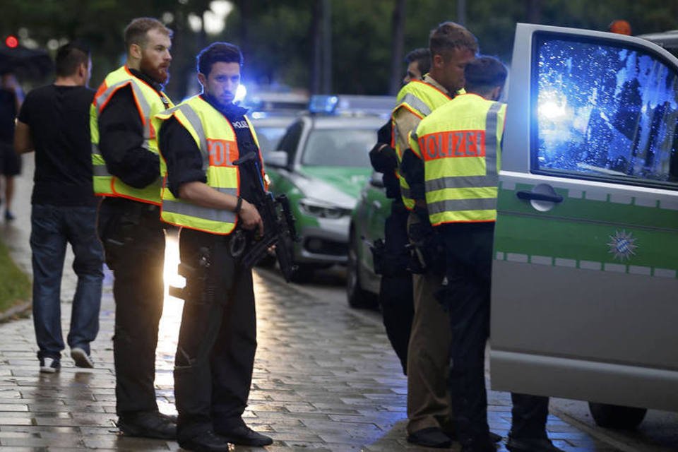 Alemanha investiga 59 refugiados por suspeitas terroristas
