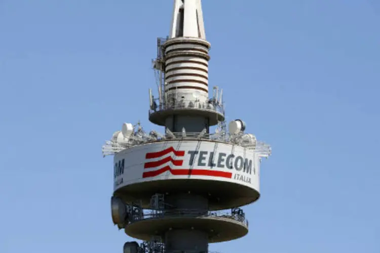 
	Antena da Telecom It&aacute;lia: a empresa atingiu sua meta de corte de d&iacute;vida
 (Alessia Pierdomenico/Bloomberg)