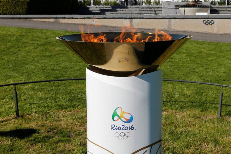 Rio-2016 procura ex-atletas olímpicos para carregar a tocha