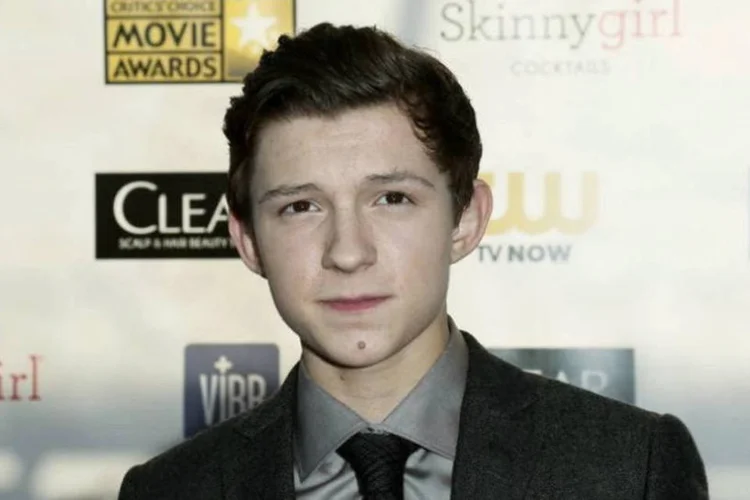 Ator Tom Holland, que interpretará o Homem-Aranha no próximo filme da franquia (Danny Moloshok/Reuters)