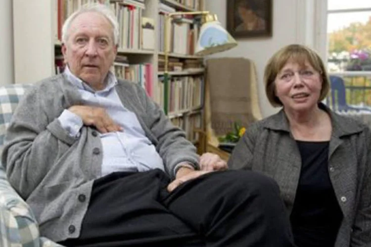 Tomas Tranströmer vive com sua esposa Monica, com quem teve duas filhas
 (Maja Suslin/AFP)