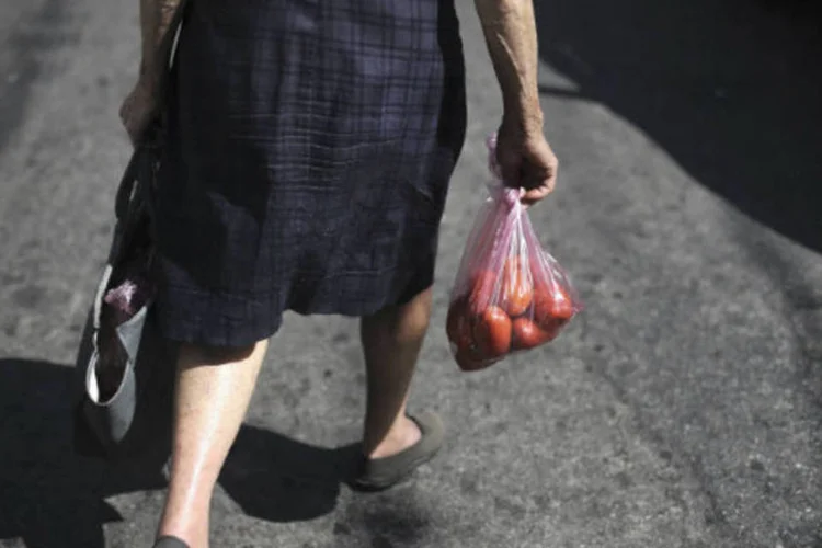 
	No acumulado dos primeiros quatro meses de 2013, as 18 capitais pesquisadas registraram expans&atilde;o nos pre&ccedil;os da cesta b&aacute;sica
 (REUTERS/Nacho Doce)