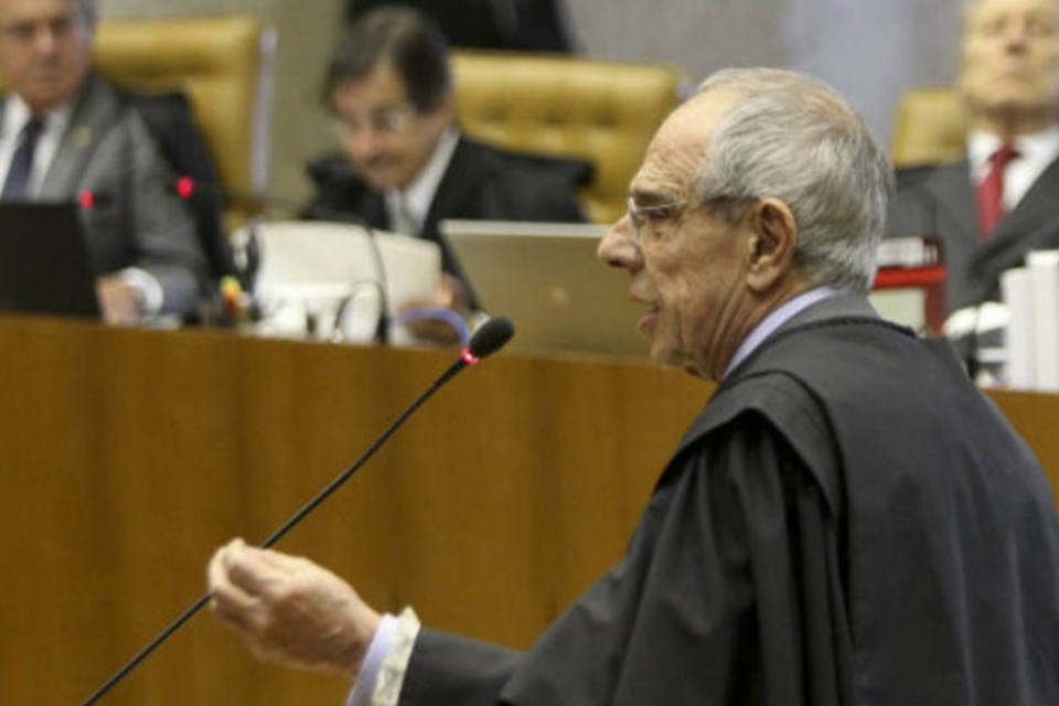Bastos foi um paladino na defesa da democracia, diz Temer
